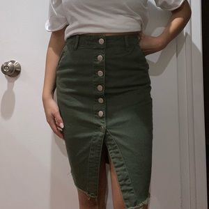 Forever 21 Small Green Skirt with Buttons and Pockets